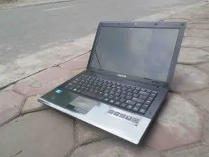 Samsung R439 Core i5 - 1