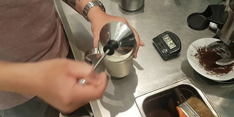 Cách đánh bông sữa tươi bằng tay