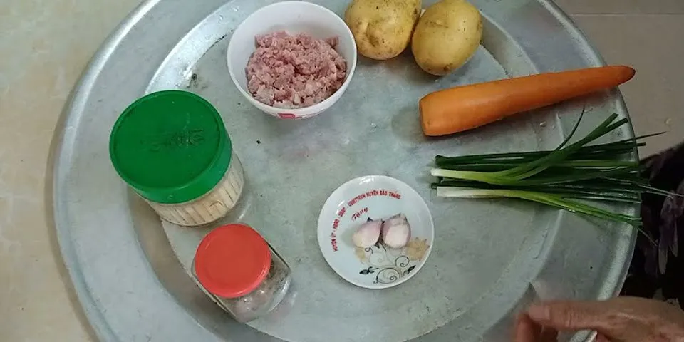 Cách nấu canh khoai tây với cà chua