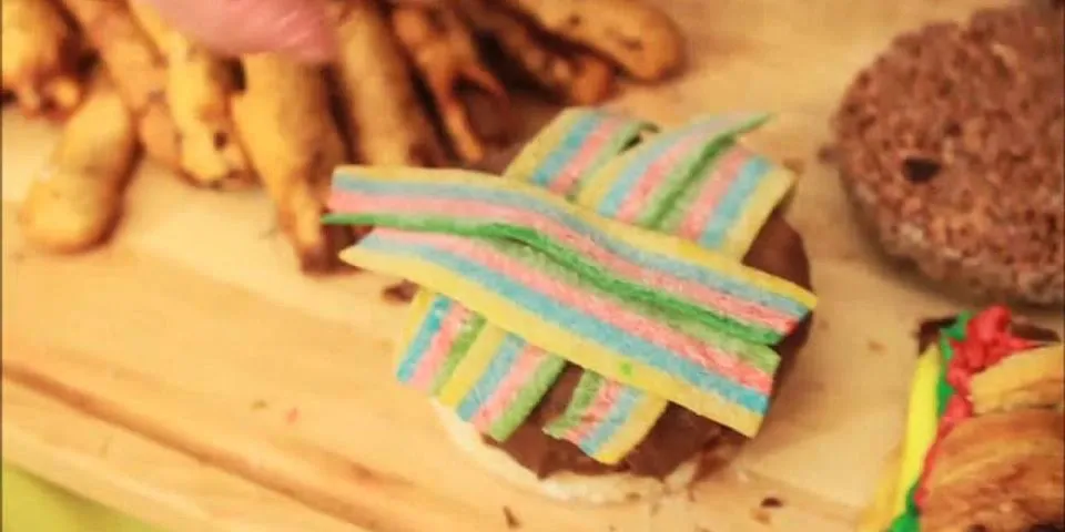 gay bacon strips là gì - Nghĩa của từ gay bacon strips