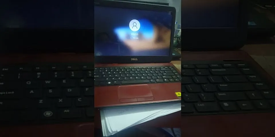 Laptop Dell màu đỏ